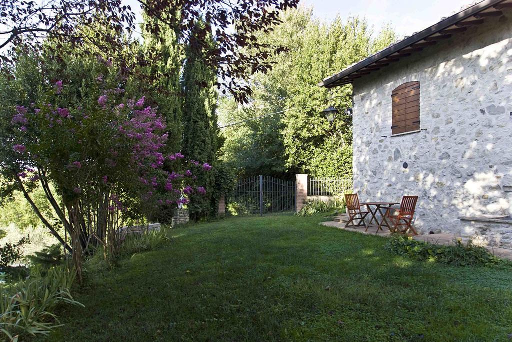 Casale Del Monsignore Bed & Breakfast 2*